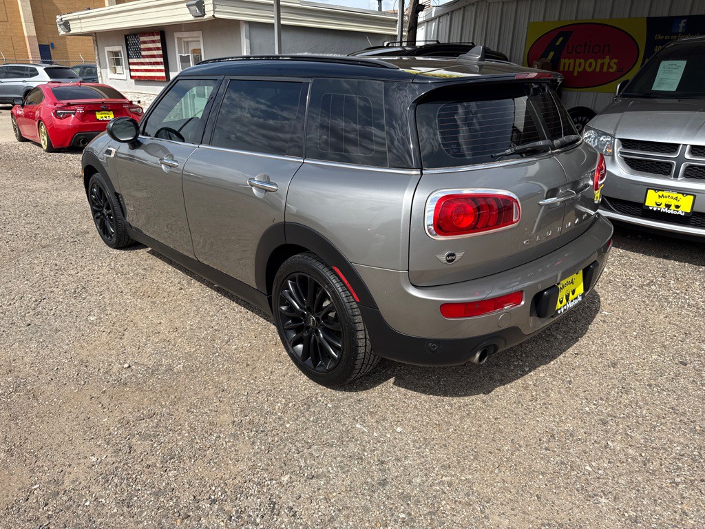2017 MINI Cooper Clubman Image 8