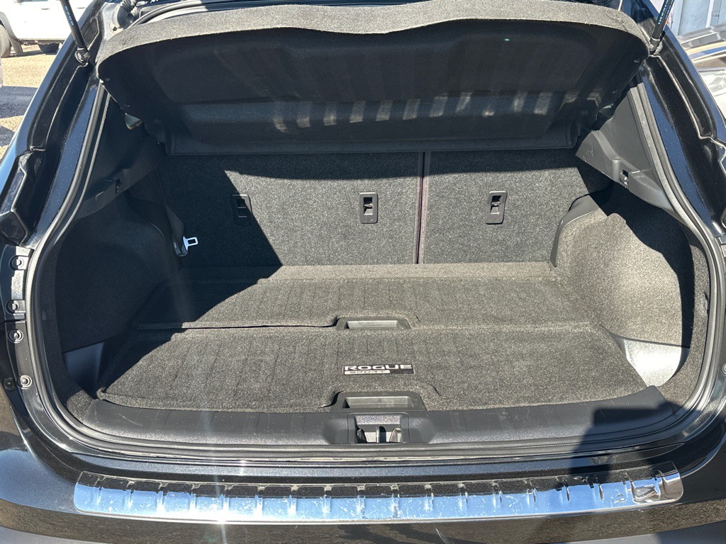 2020 Nissan Rogue Image 13