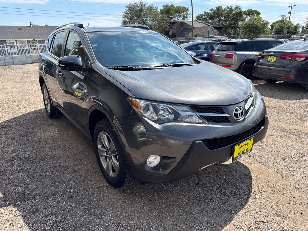 2015 Toyota Rav4 Image 4
