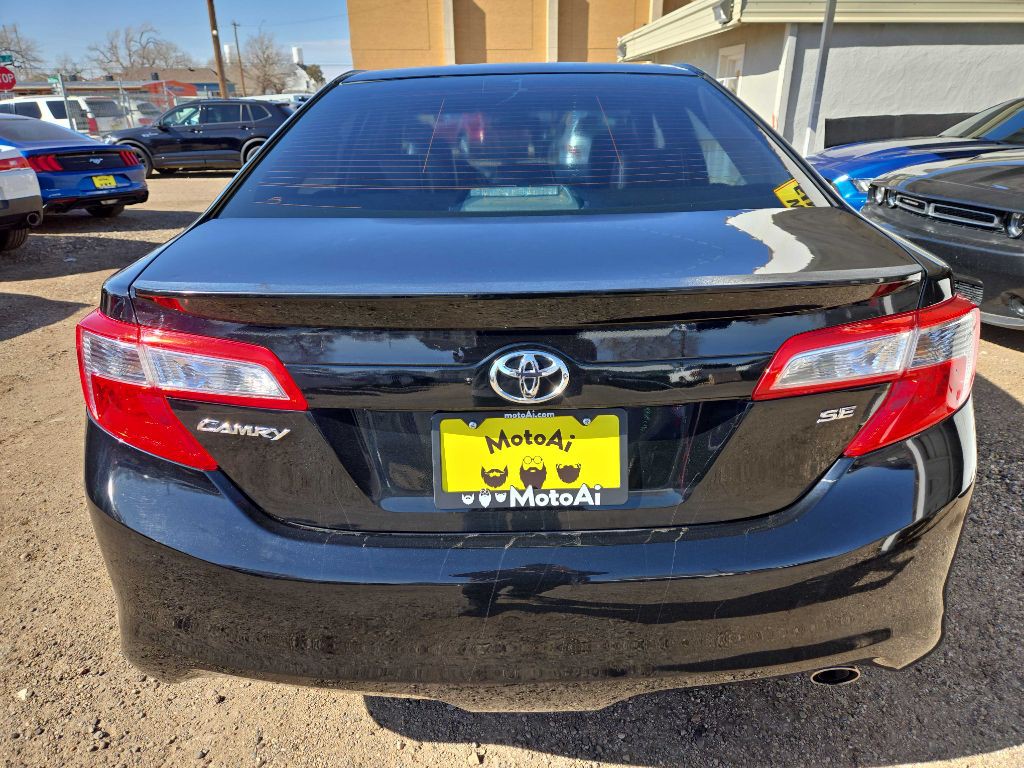 2012 Toyota Camry Image 3