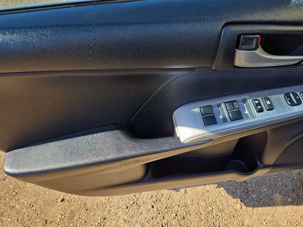 2012 Toyota Camry Image 11