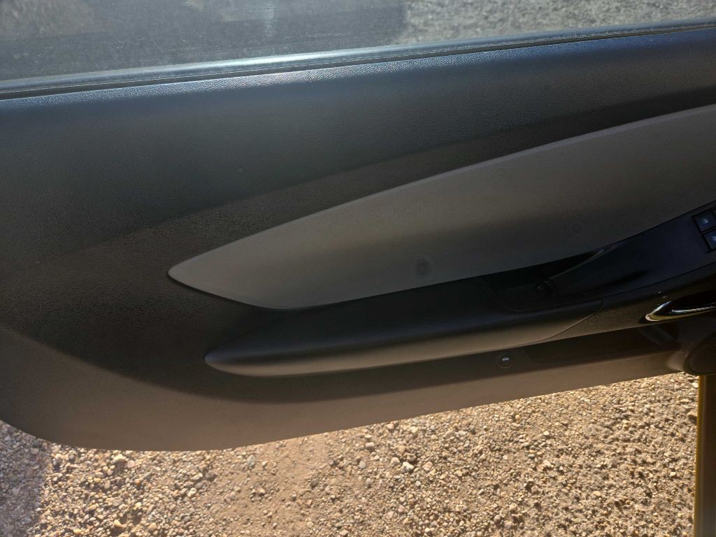 2011 Chevrolet Camaro Image 11