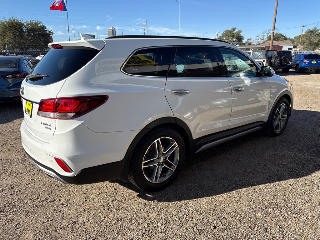 2018 Hyundai Santa Fe Image 6