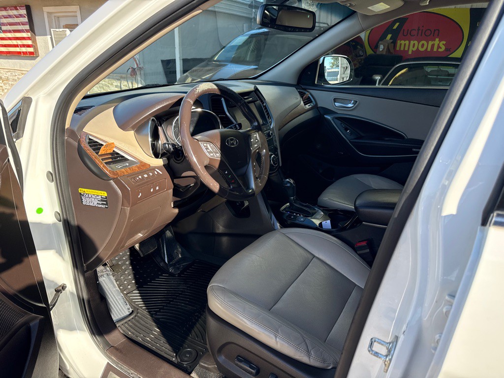 2018 Hyundai Santa Fe Image 9