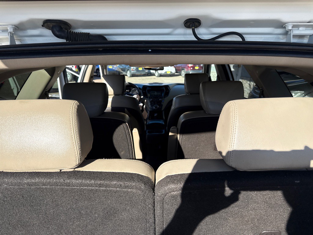 2018 Hyundai Santa Fe Image 11