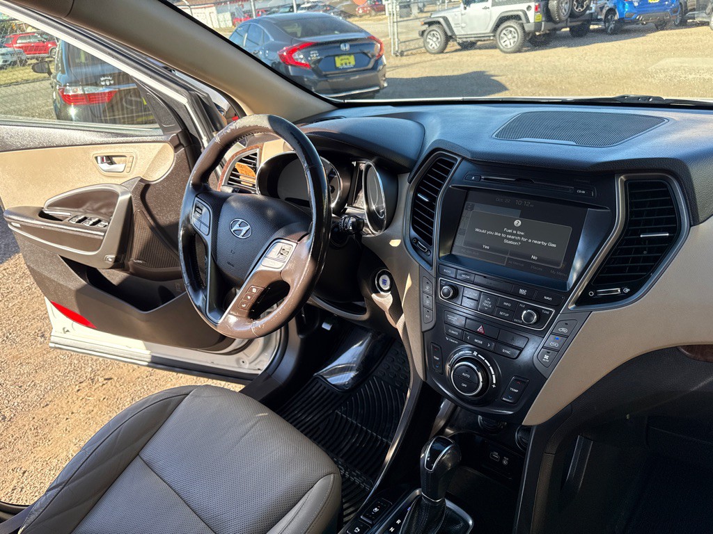 2018 Hyundai Santa Fe Image 14