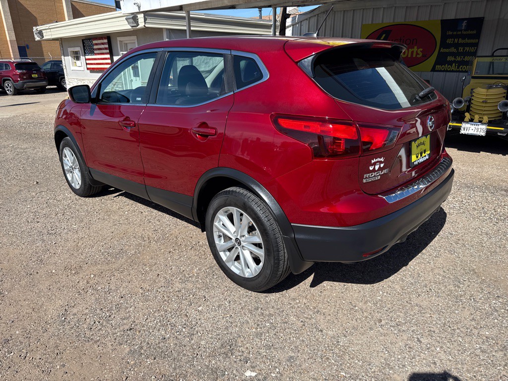 2019 Nissan Rogue Image 8