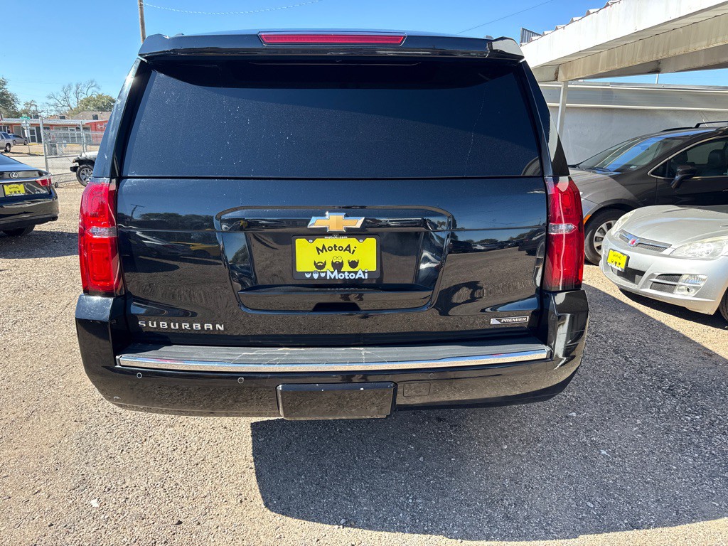 2017 Chevrolet Suburban Image 7