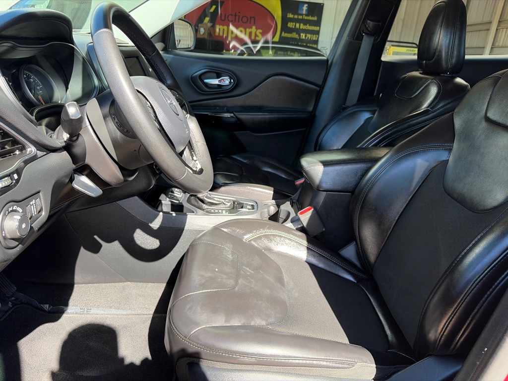 2020 Jeep Cherokee Image 10