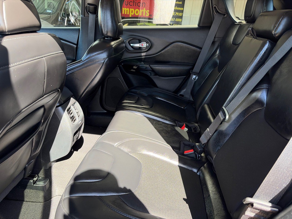 2020 Jeep Cherokee Image 13