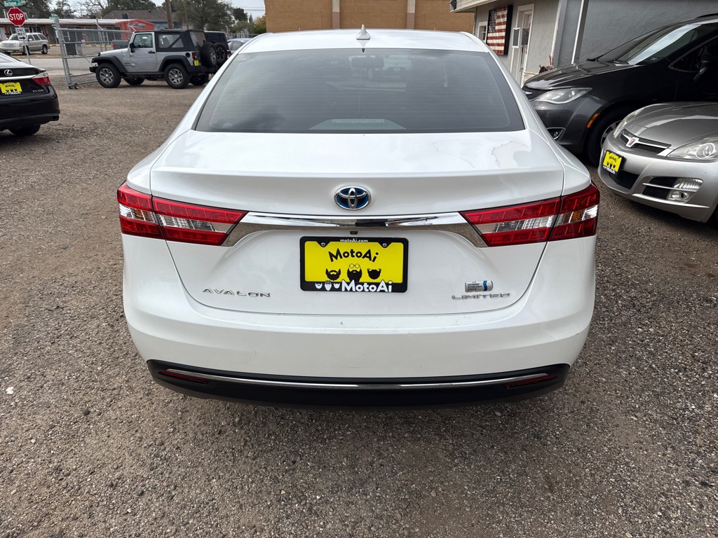 2015 Toyota Avalon Image 7