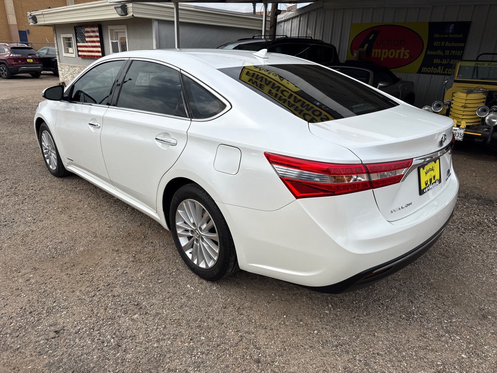 2015 Toyota Avalon Image 8