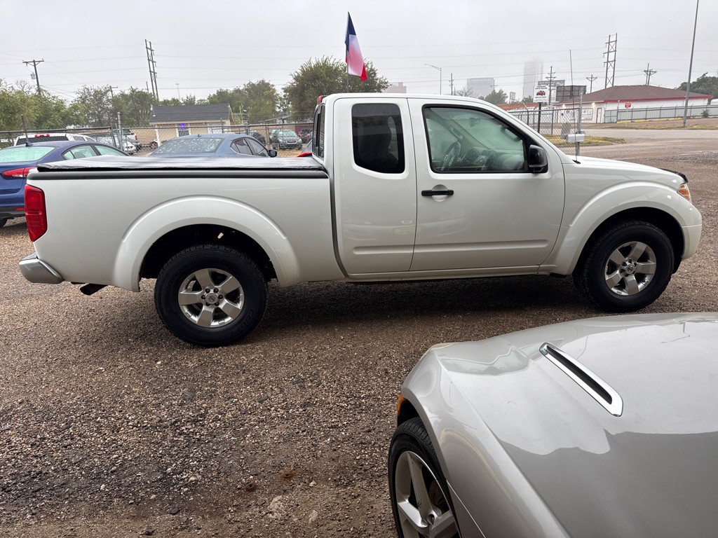 2013 Nissan Frontier Image 5
