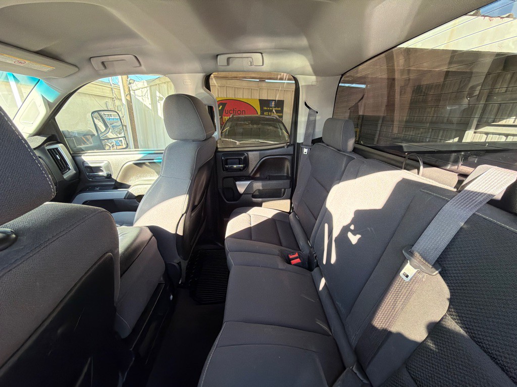 2015 Chevrolet Silverado 1500 Image 17