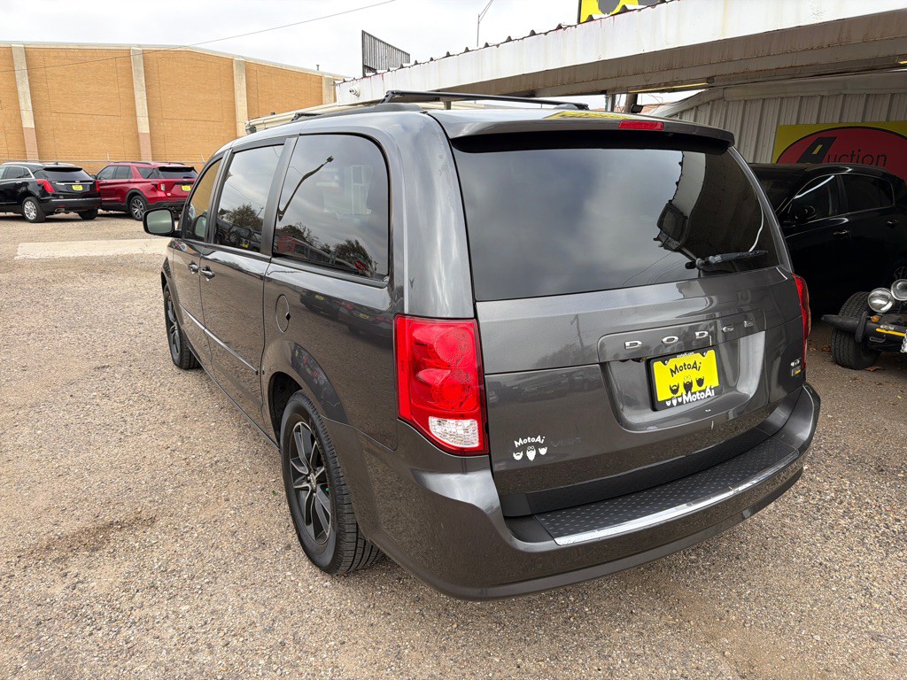 2017 Dodge Grand Caravan Image 8
