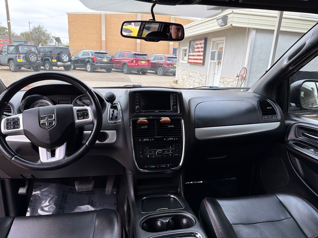 2017 Dodge Grand Caravan Image 13