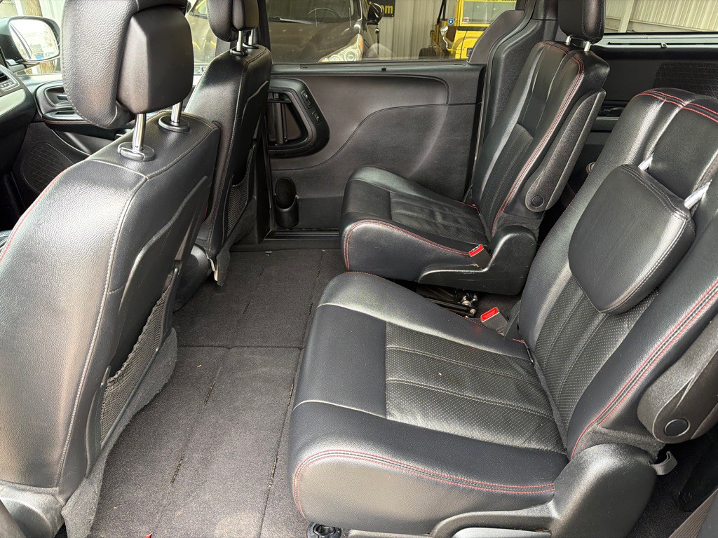 2017 Dodge Grand Caravan Image 17