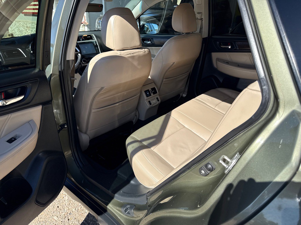 2018 Subaru Outback Image 10