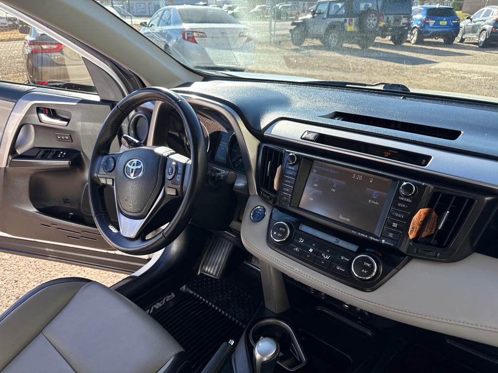 2016 Toyota Rav4 Image 14