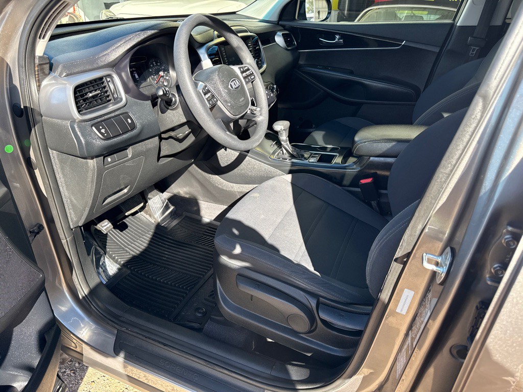 2019 Kia Sorento Image 9