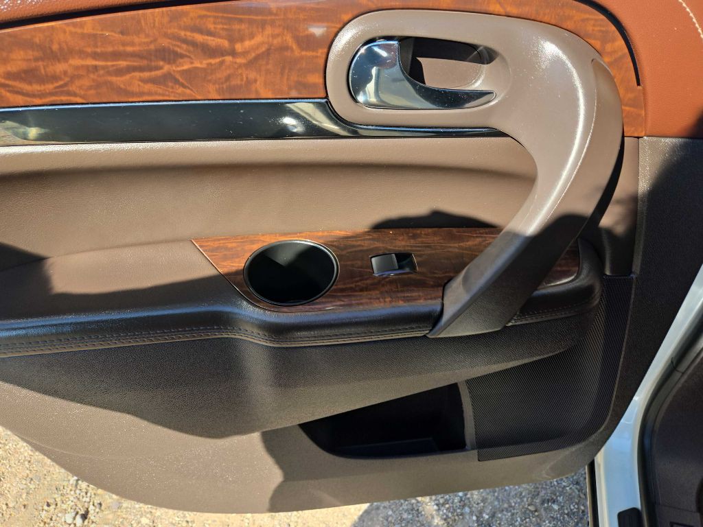 2013 Buick Enclave Image 12