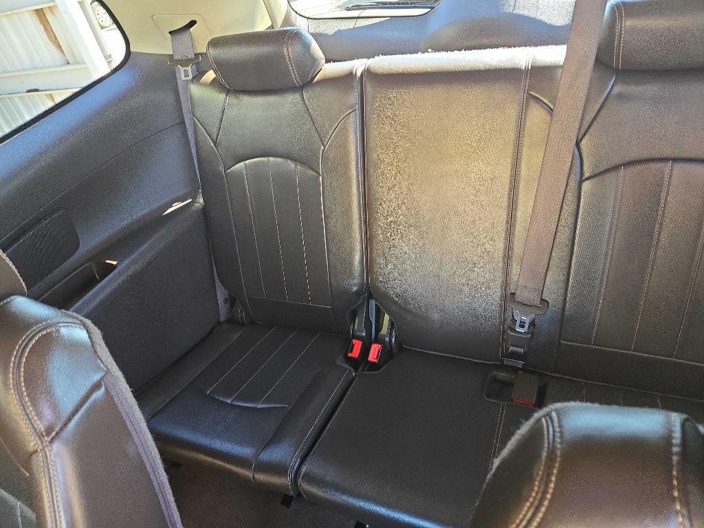 2013 Buick Enclave Image 13