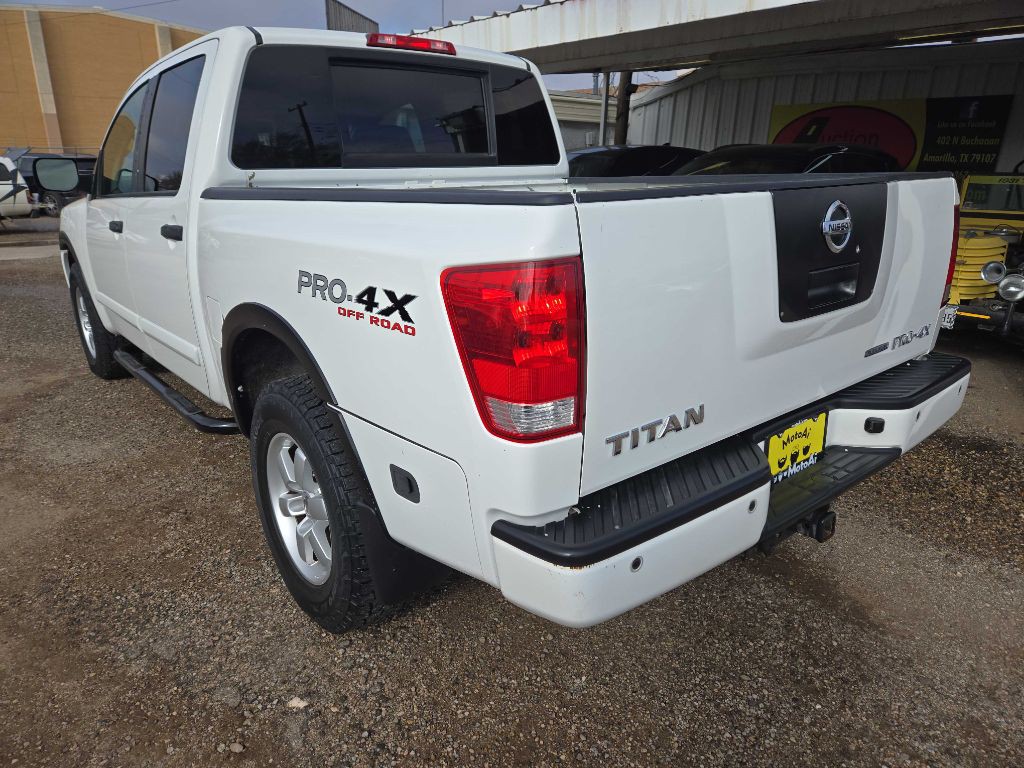 2012 Nissan Titan Image 5