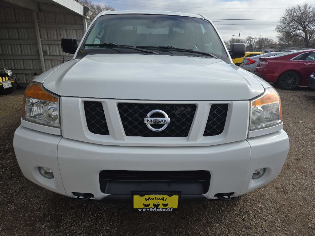 2012 Nissan Titan Image 7