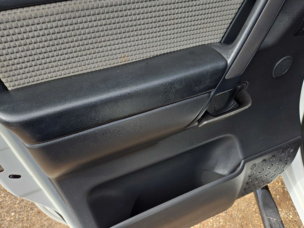 2012 Nissan Titan Image 11