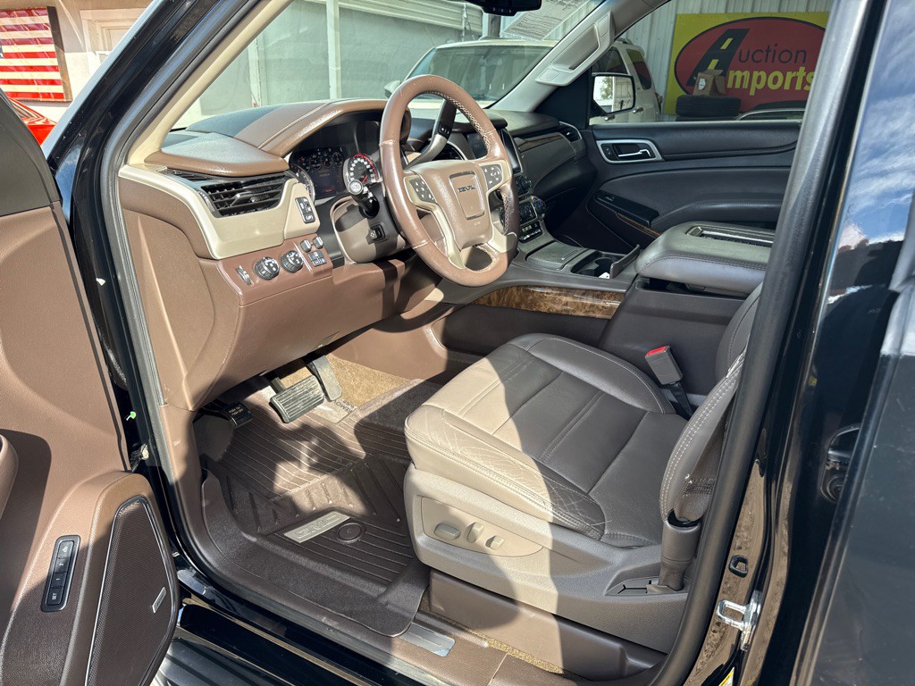 2015 GMC Yukon Image 9