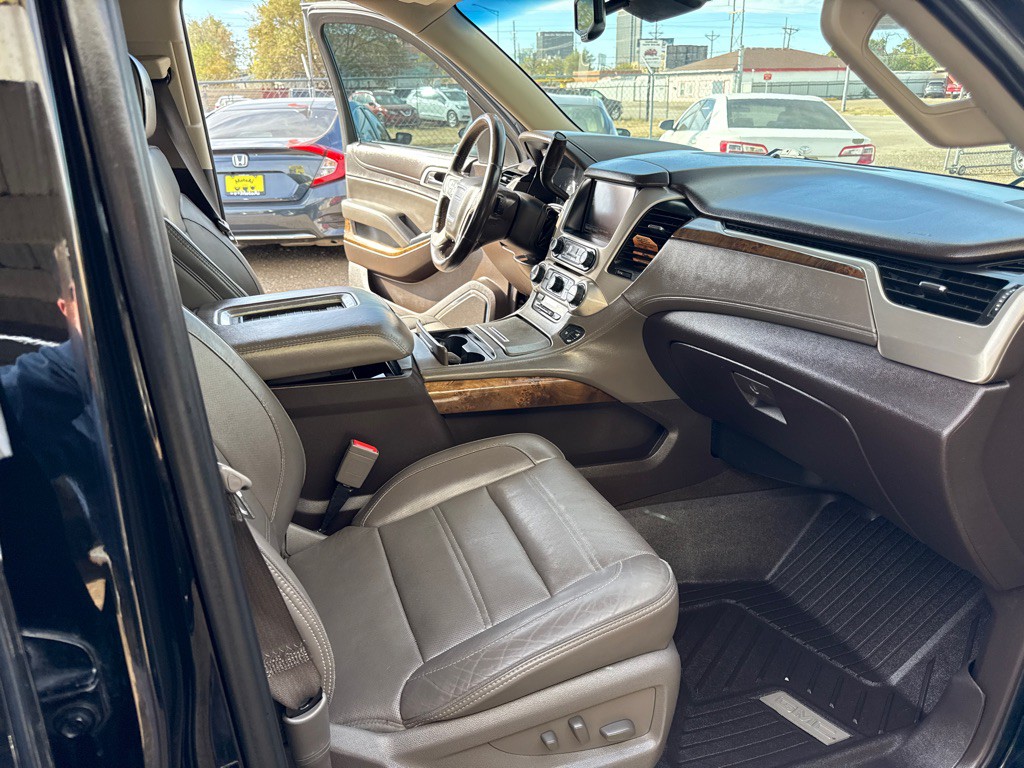 2015 GMC Yukon Image 14