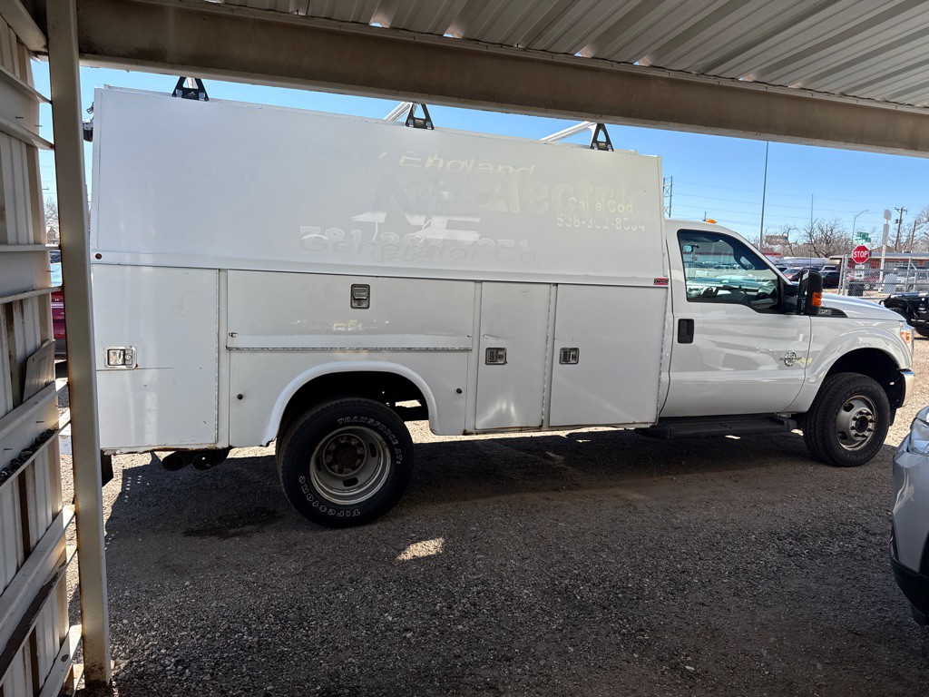 2013 Ford F-350 Image 6