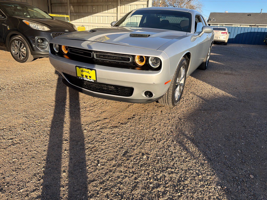 2021 Dodge Challenger Image 2