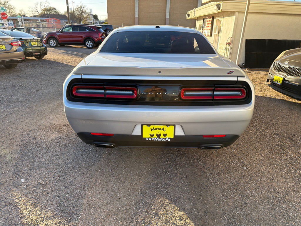 2021 Dodge Challenger Image 7