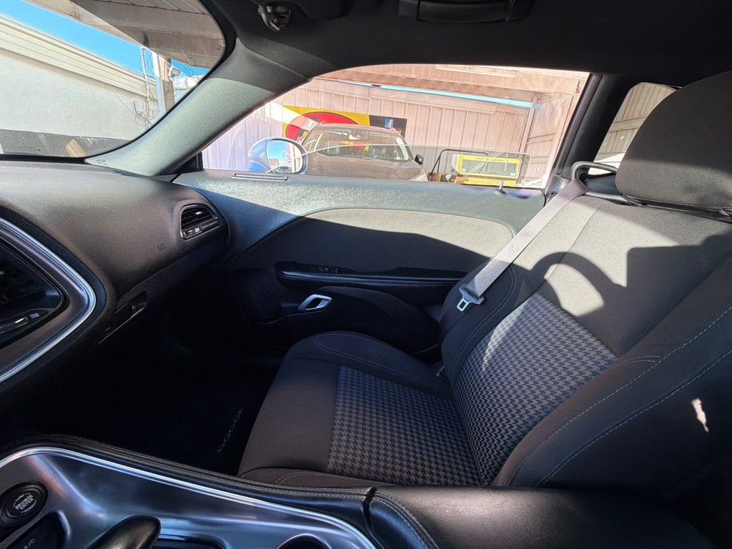 2021 Dodge Challenger Image 15