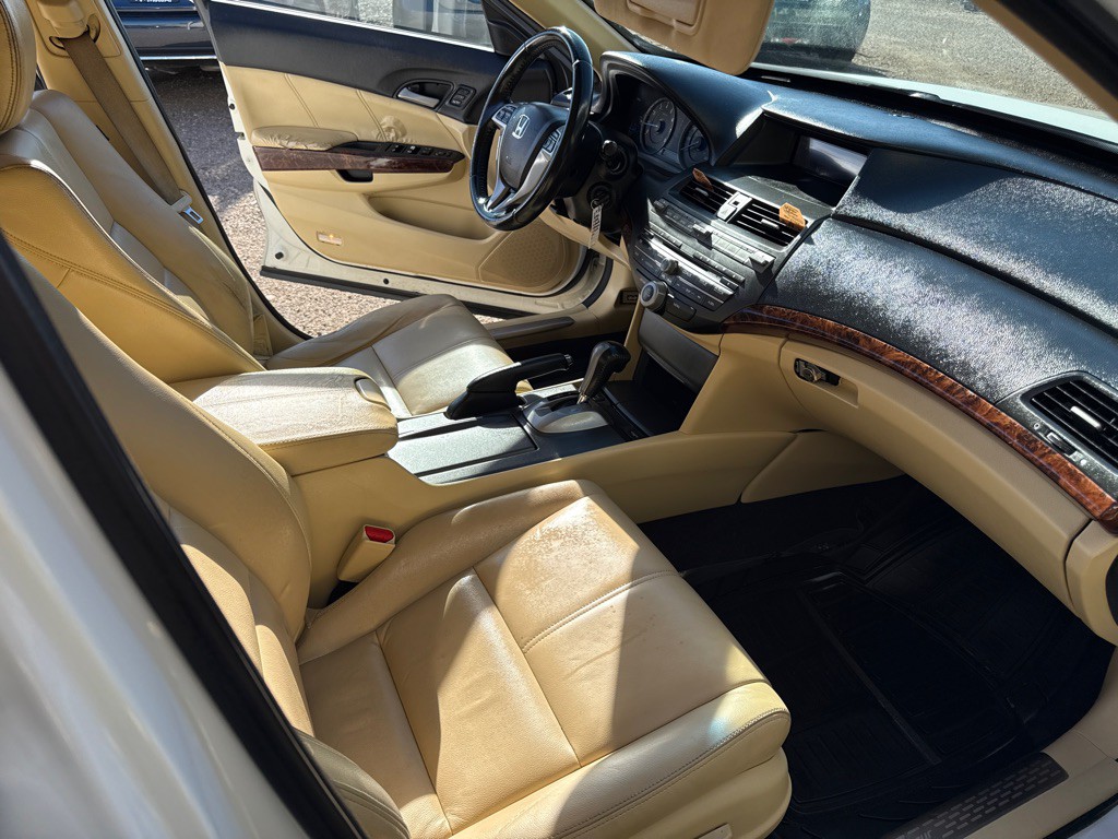 2012 Honda Crosstour Image 12