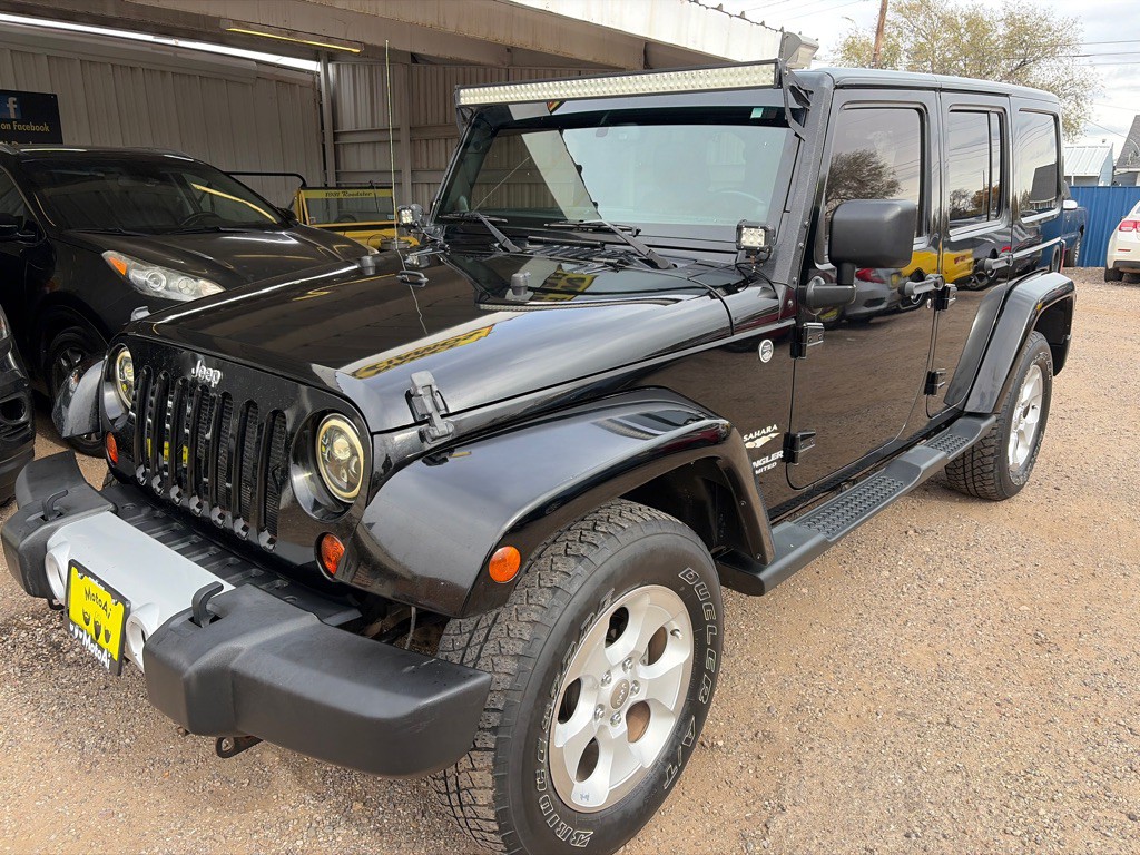 2013 Jeep Wrangler Unlimited Image 2