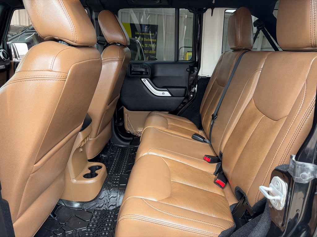 2013 Jeep Wrangler Unlimited Image 12