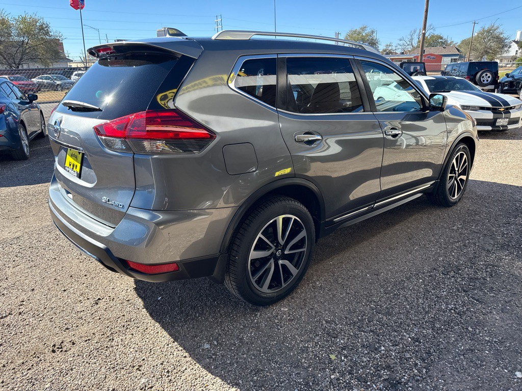 2017 Nissan Rogue Image 6