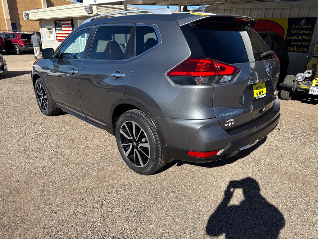 2017 Nissan Rogue Image 8