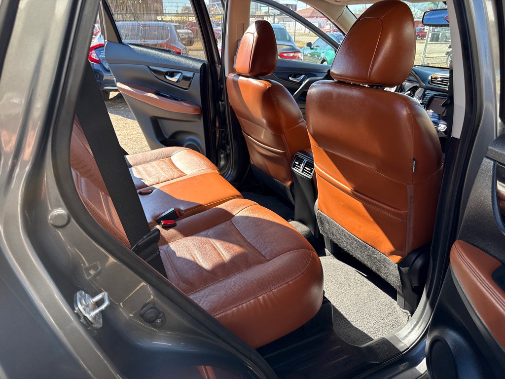 2017 Nissan Rogue Image 11