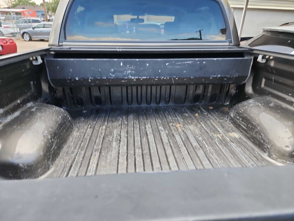 2013 Toyota Tundra Image 8