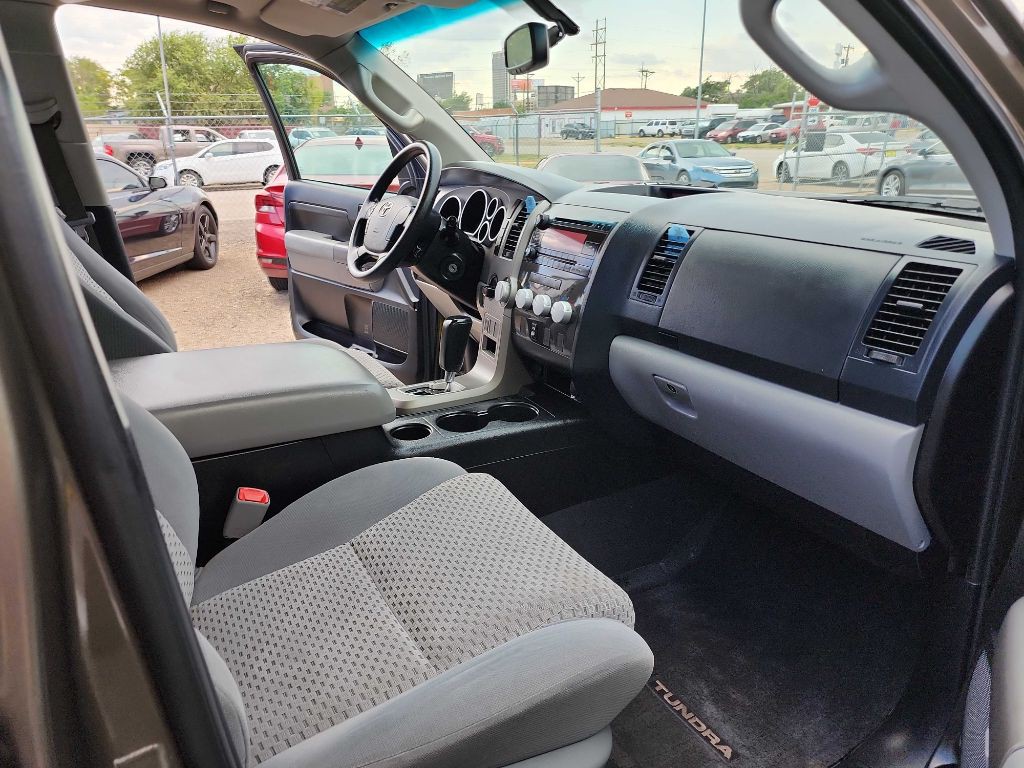 2013 Toyota Tundra Image 10