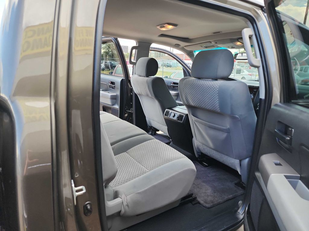 2013 Toyota Tundra Image 11