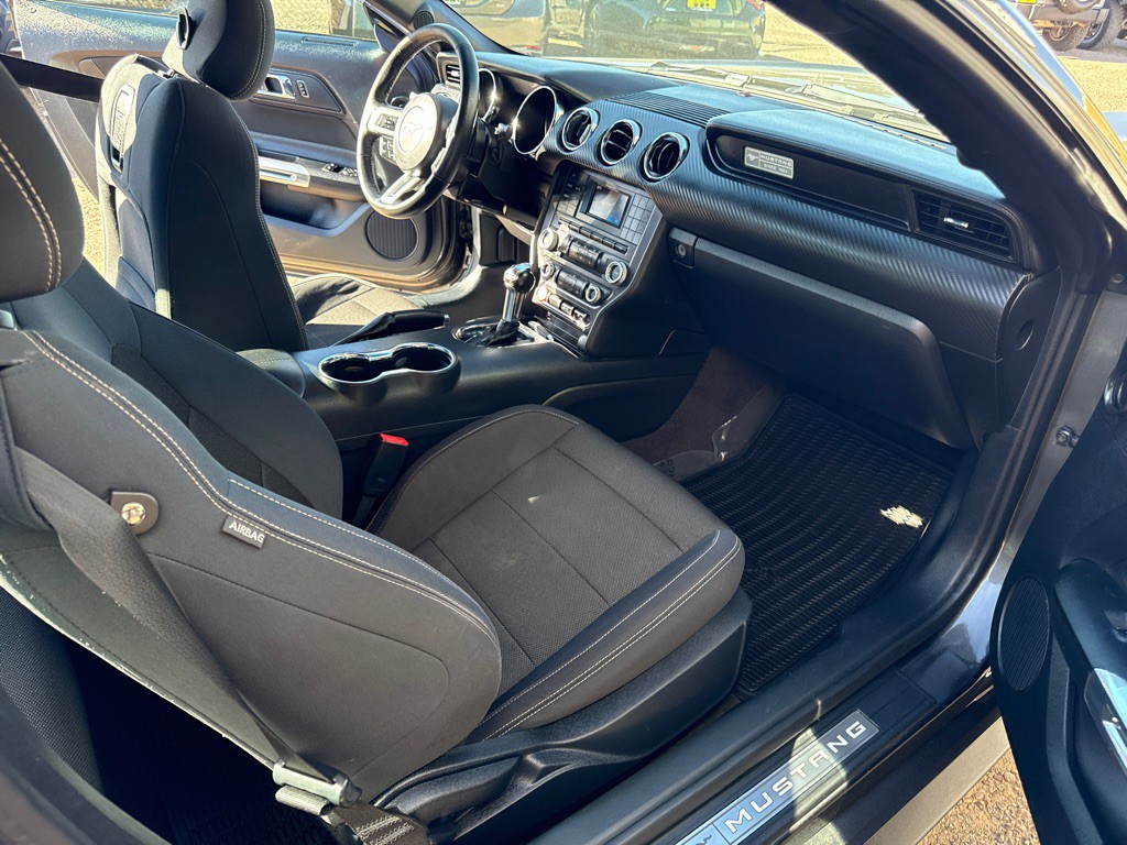 2015 Ford Mustang Image 11