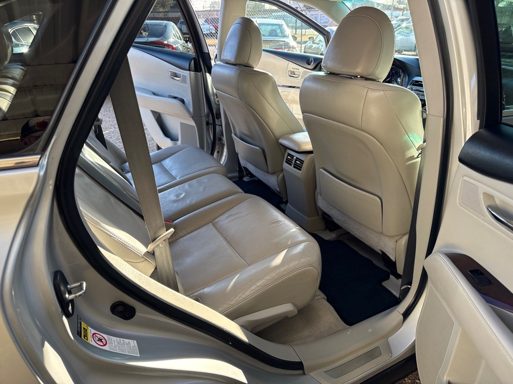 2012 Lexus RX Image 12