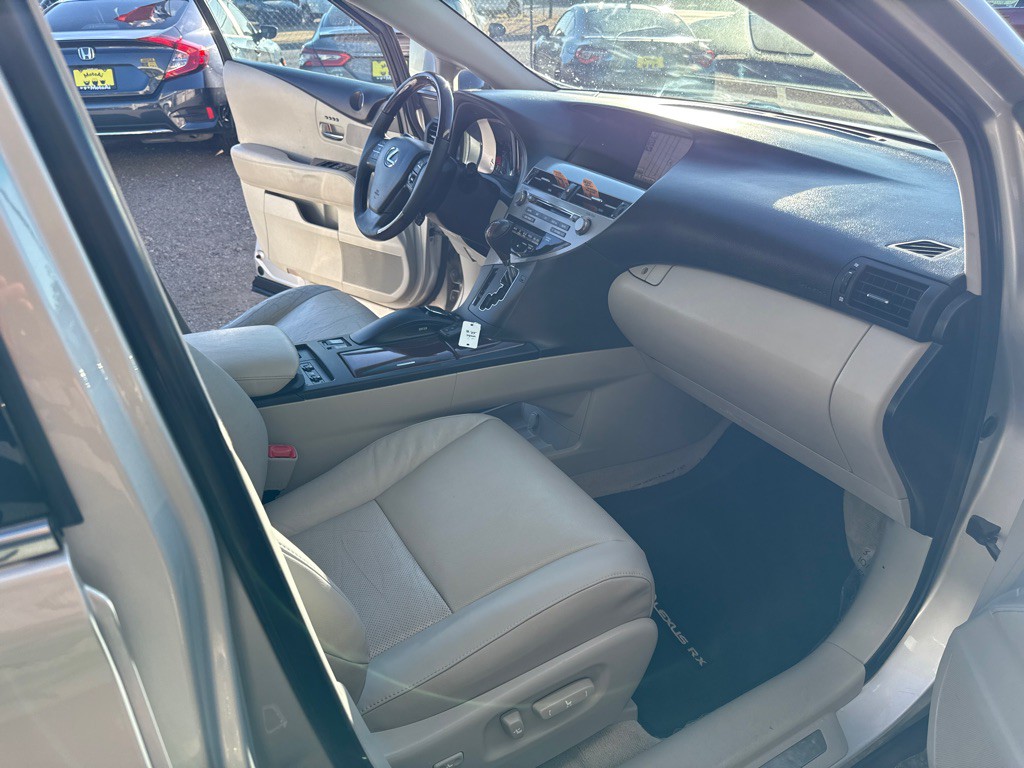 2012 Lexus RX Image 13