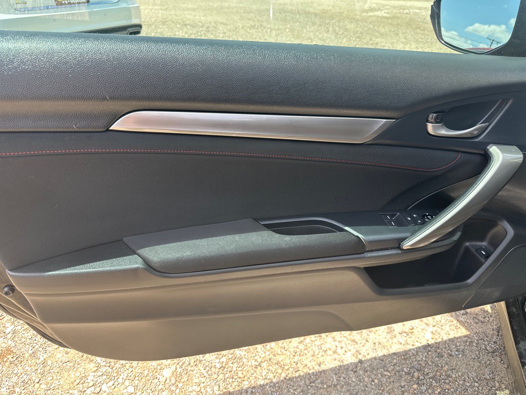 2018 Honda Civic Image 11