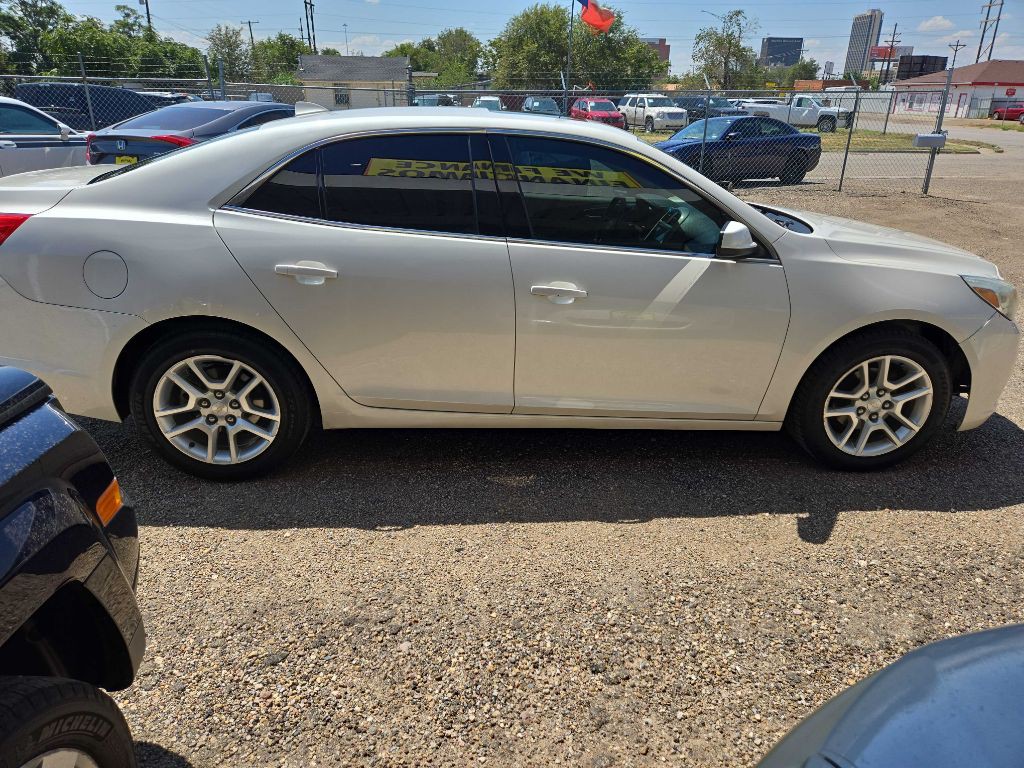 2013 Chevrolet Malibu Image 5