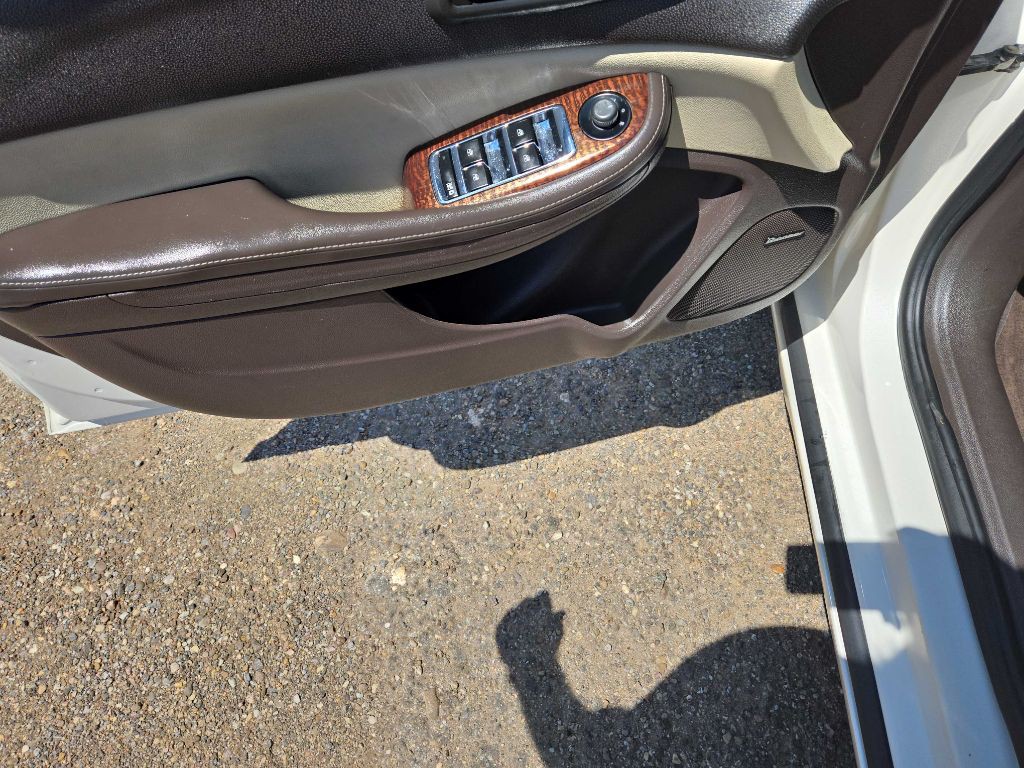 2013 Chevrolet Malibu Image 12